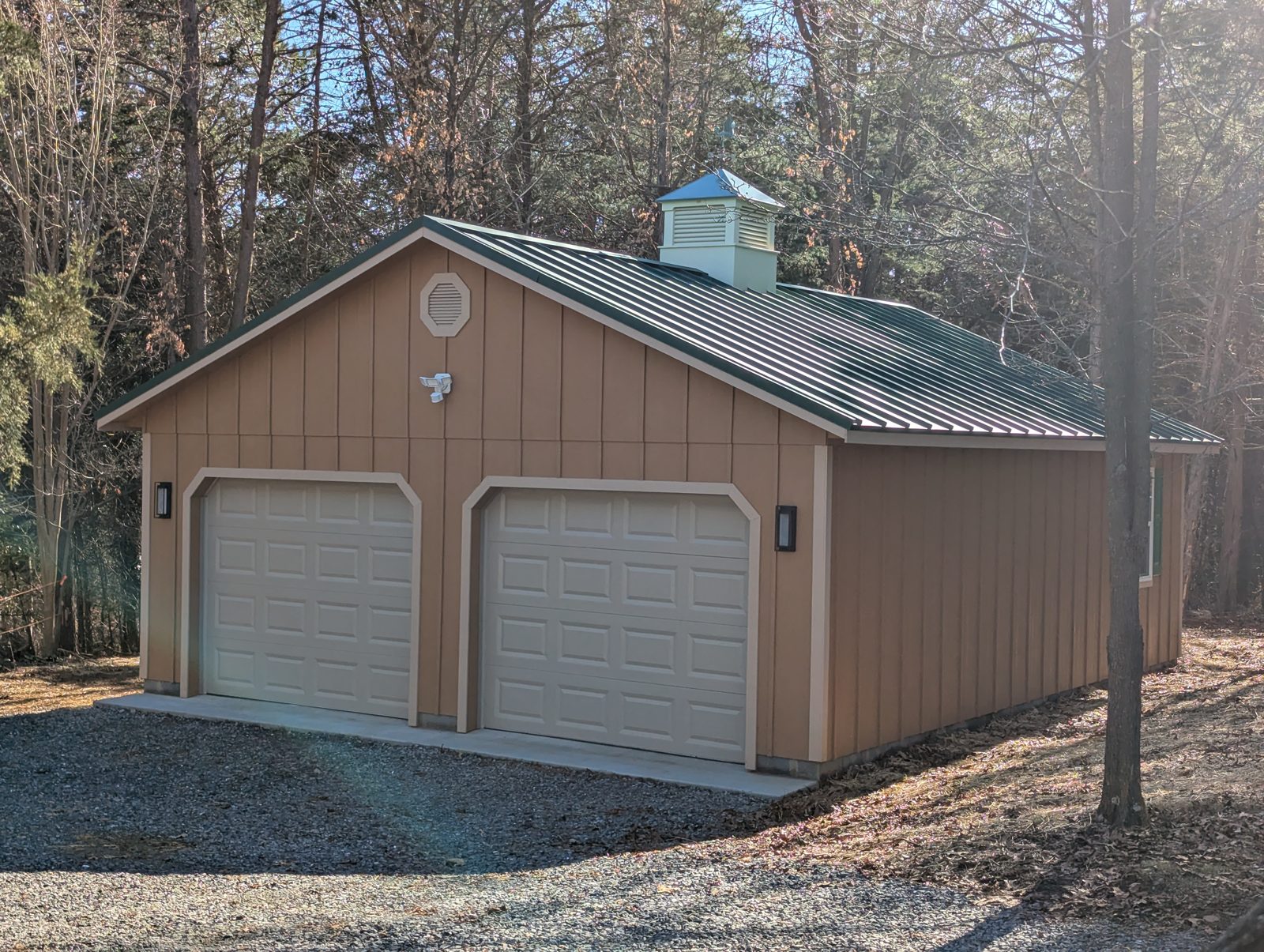 Single story garage recently built by Custom Garages of Virginia