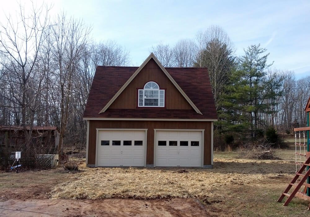 Boston 24 x 24 withstained duratemp siding - Custom building by Custom Garages of Virginia