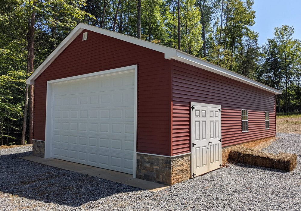 Single story 24 x 36 - Custom building by Custom Garages of Virginia